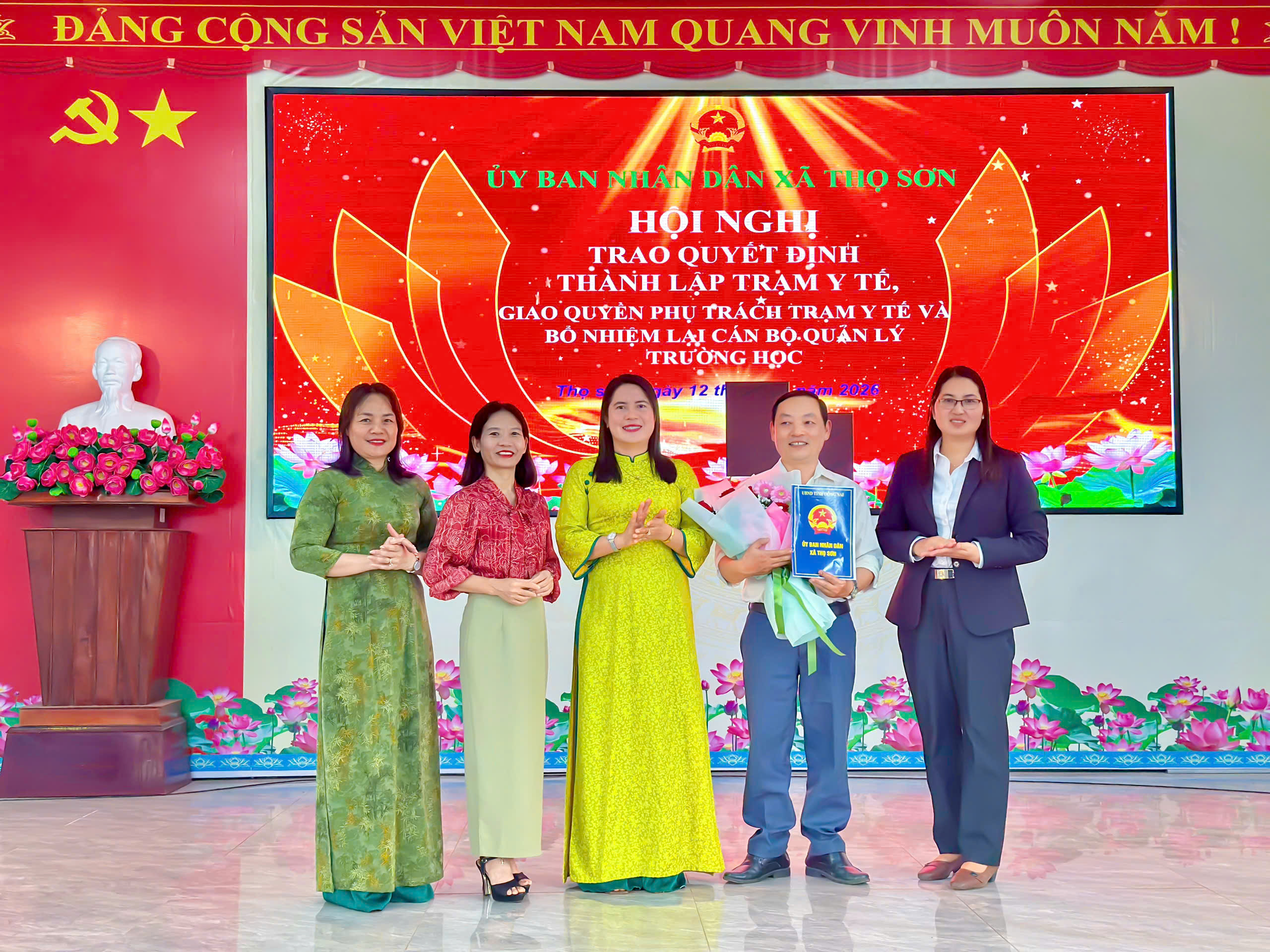 z7425632586824 cf8c47965b107555881d366572104505